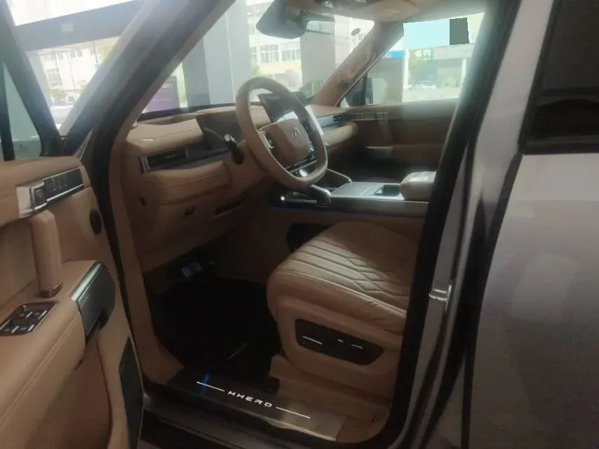 2025 Jetour Zongheng G700 2.0T 211HP L4 2DHT PHEV,autocango,china used car exporter,china ev exporter,chinese used car exporter,chinese used ev exporter