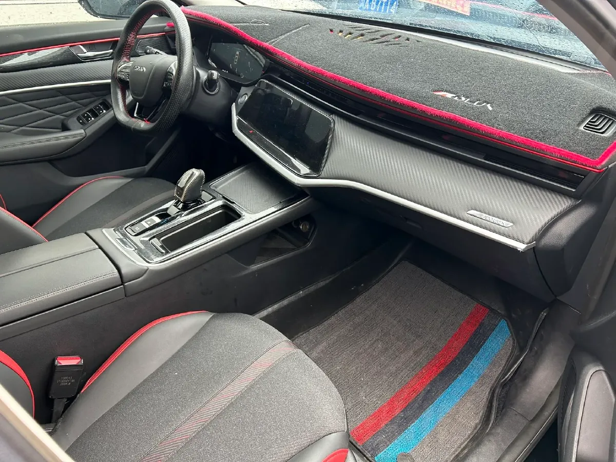 2021 DongFeng Aeolus YiXuan MAX 1.5T 190HP L4 7DCT,autocango,china used car exporter,china ev exporter,chinese used car exporter,chinese used ev exporter