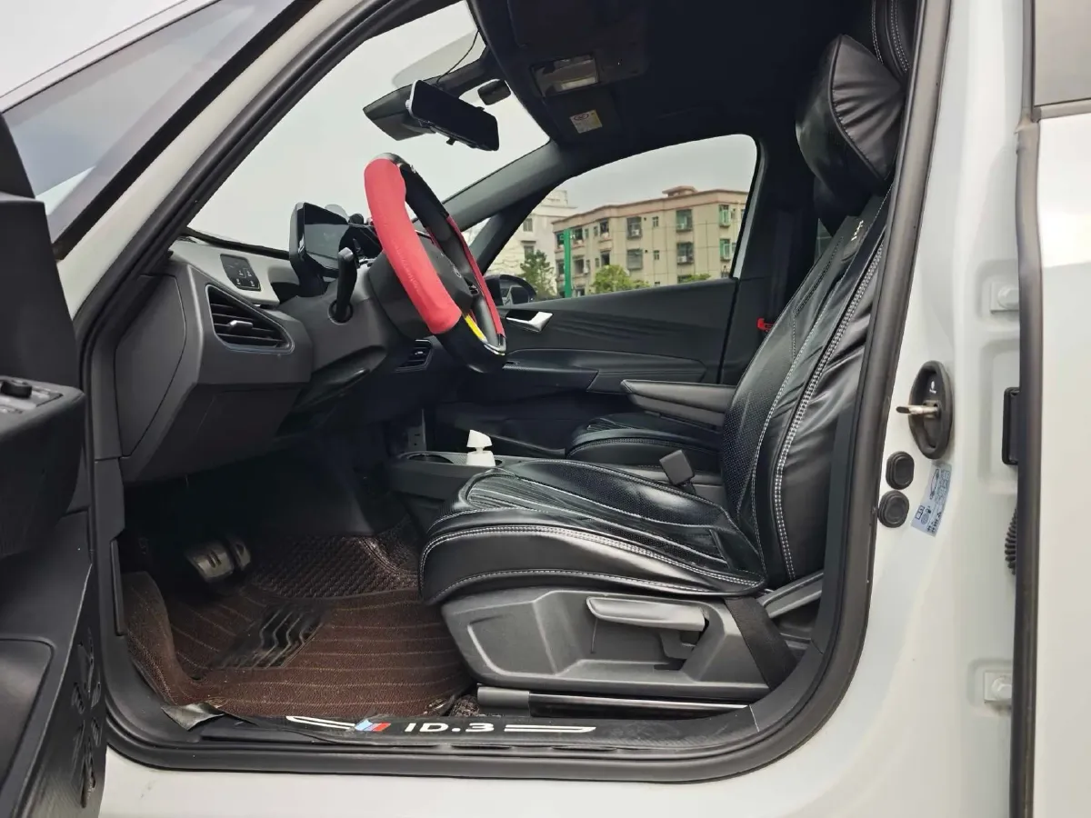 2023 Volkswagen ID.3 BEV 52.8KWH,autocango,china used car exporter,china ev exporter,chinese used car exporter,chinese used ev exporter