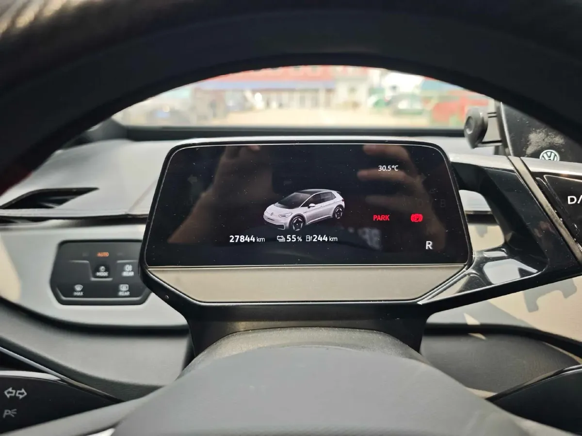 2023 Volkswagen ID.3 BEV 52.8KWH,autocango,china used car exporter,china ev exporter,chinese used car exporter,chinese used ev exporter