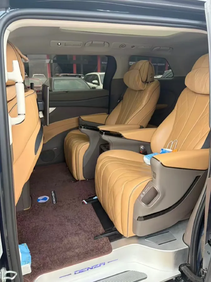 2022 Mercedes-Benz GLC Class 2.0T 197HP L4 9AT,autocango,china used car exporter,china ev exporter,chinese used car exporter,chinese used ev exporter