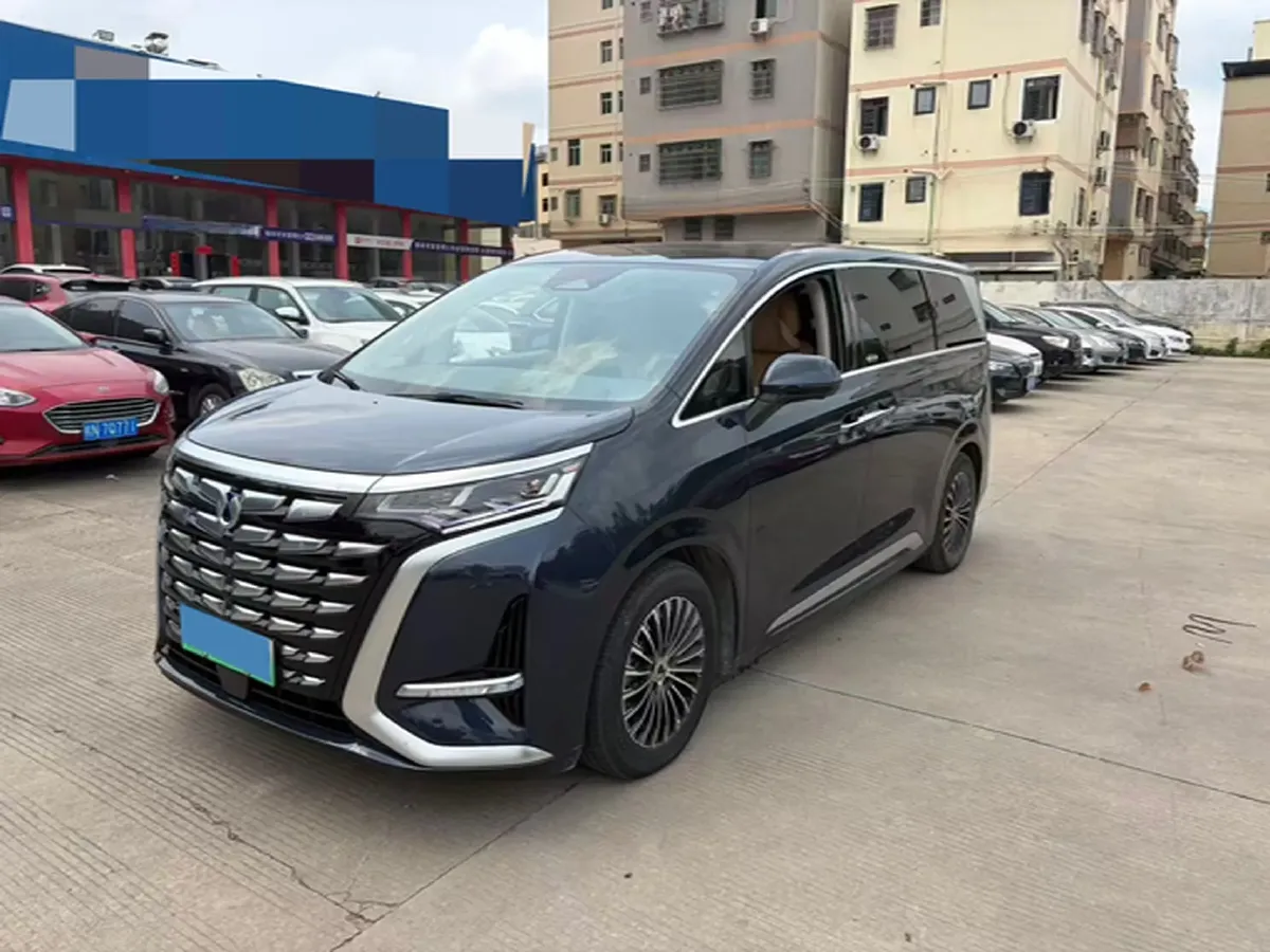 2022 Mercedes-Benz GLC Class 2.0T 197HP L4 9AT,autocango,china used car exporter,china ev exporter,chinese used car exporter,chinese used ev exporter