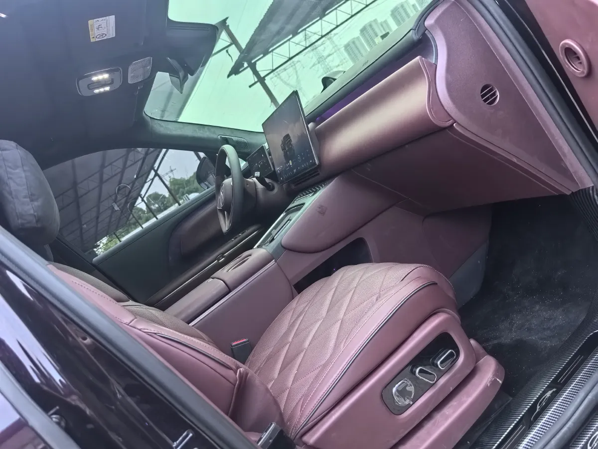 2026 Voyah 9L 1.5T 150HP L4 PHEV,autocango,china used car exporter,china ev exporter,chinese used car exporter,chinese used ev exporter