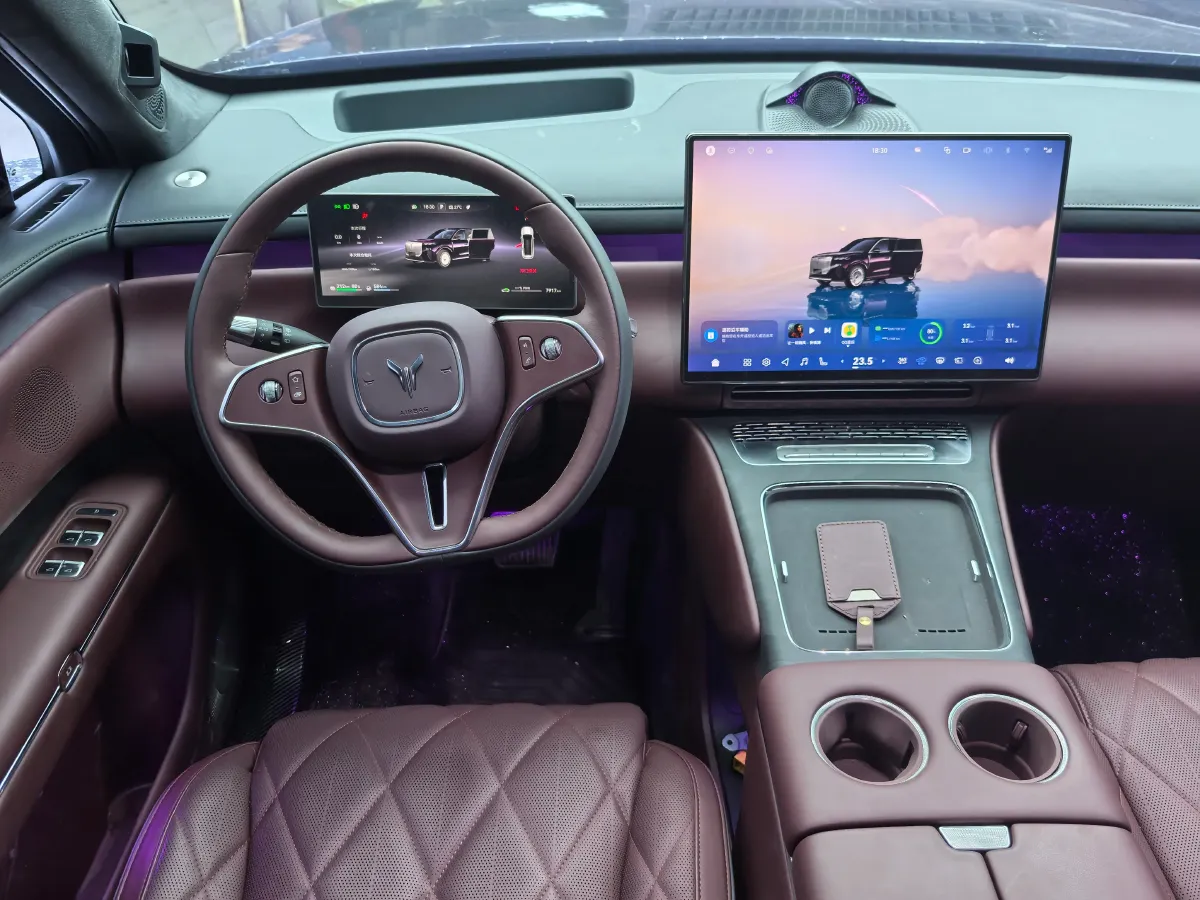 2026 Voyah 9L 1.5T 150HP L4 PHEV,autocango,china used car exporter,china ev exporter,chinese used car exporter,chinese used ev exporter