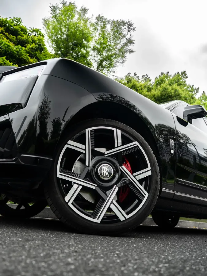 2025 Mansory Cullinan 6.7T 600HP V12 8AT,autocango,china used car exporter,china ev exporter,chinese used car exporter,chinese used ev exporter