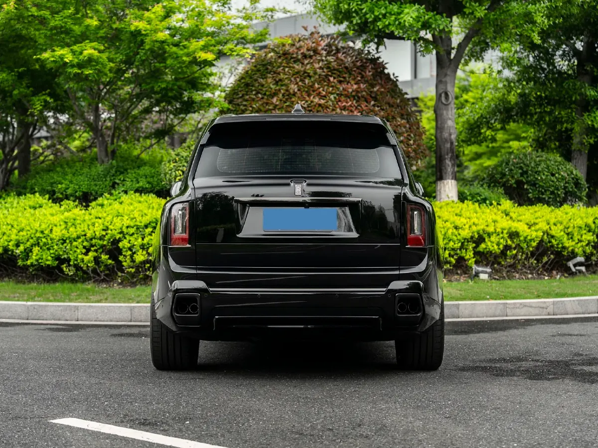 2025 Mansory Cullinan 6.7T 600HP V12 8AT,autocango,china used car exporter,china ev exporter,chinese used car exporter,chinese used ev exporter