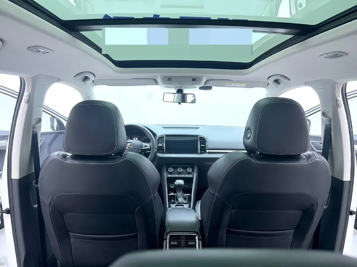 2021 Skoda Karoq 1.4T 150HP L4 7DCT,autocango,china used car exporter,china ev exporter,chinese used car exporter,chinese used ev exporter