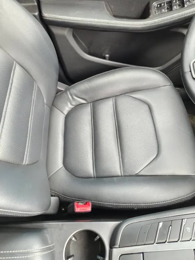 2017 Zotye SR9 2.0T 190HP L4 6DCT,autocango,china used car exporter,china ev exporter,chinese used car exporter,chinese used ev exporter