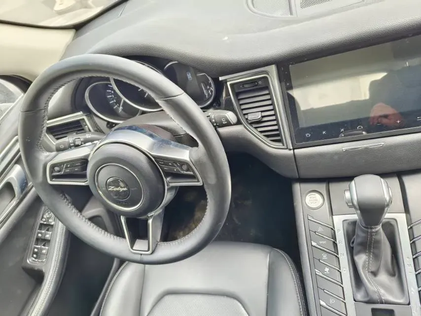 2017 Zotye SR9 2.0T 190HP L4 6DCT,autocango,china used car exporter,china ev exporter,chinese used car exporter,chinese used ev exporter