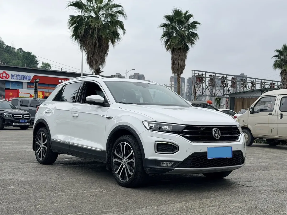 2018 Ford Kuga 1.5T 181HP L4 6AT,autocango,china used car exporter,china ev exporter,chinese used car exporter,chinese used ev exporter
