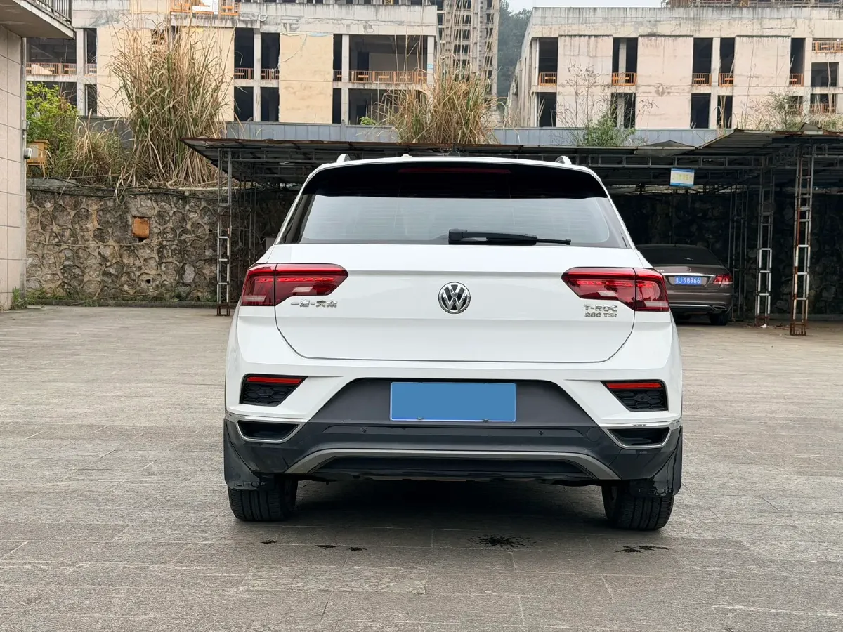 2018 Ford Kuga 1.5T 181HP L4 6AT,autocango,china used car exporter,china ev exporter,chinese used car exporter,chinese used ev exporter