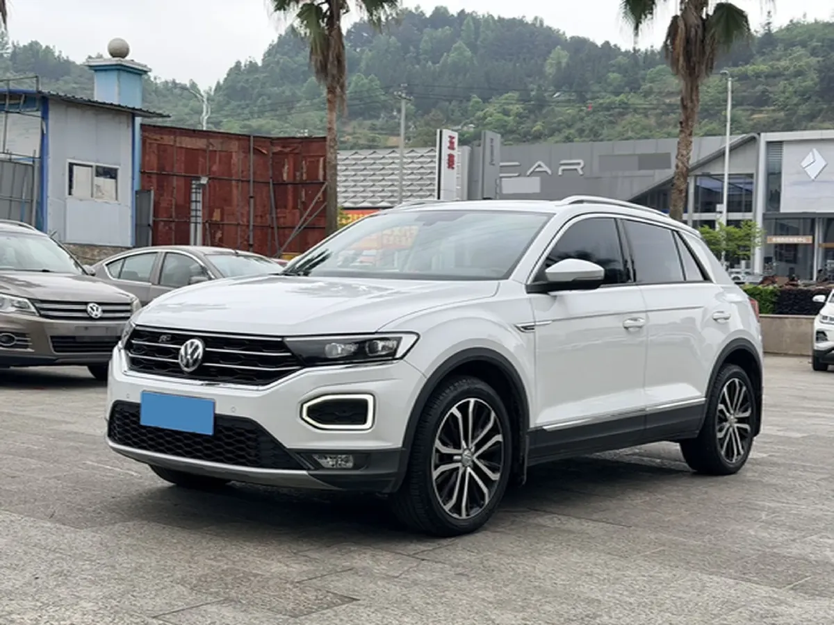 2018 Ford Kuga 1.5T 181HP L4 6AT,autocango,china used car exporter,china ev exporter,chinese used car exporter,chinese used ev exporter