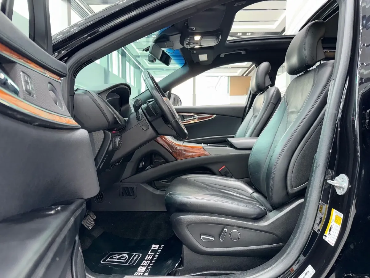 2019 Lincoln Nautilus 2.0T 235HP L4 8AT,autocango,china used car exporter,china ev exporter,chinese used car exporter,chinese used ev exporter