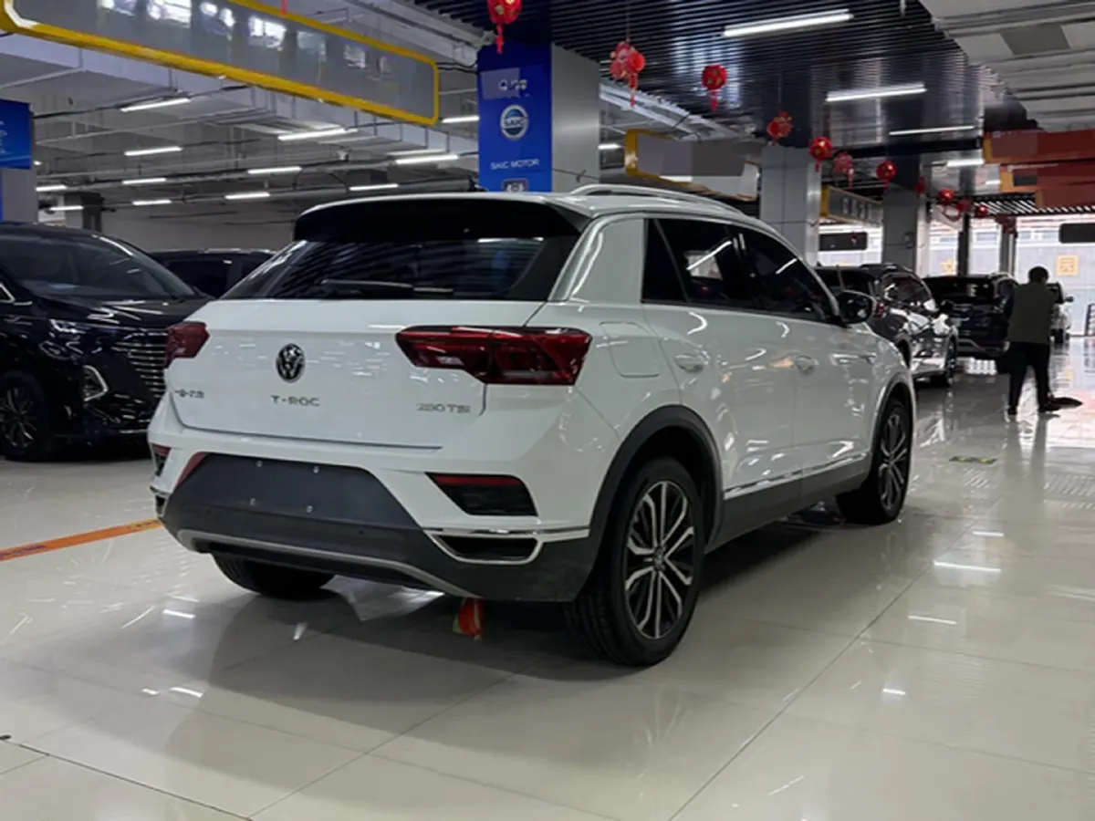 2022 Volkswagen T-Roc 1.4T 150HP L4 7DCT,autocango,china used car exporter,china ev exporter,chinese used car exporter,chinese used ev exporter