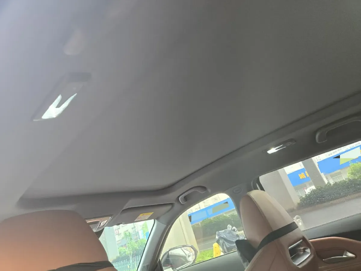 2024 ChangAn UNI-Z 1.5L 98HP L4 E-CVT PHEV 18.4KWH,autocango,china used car exporter,china ev exporter,chinese used car exporter,chinese used ev exporter