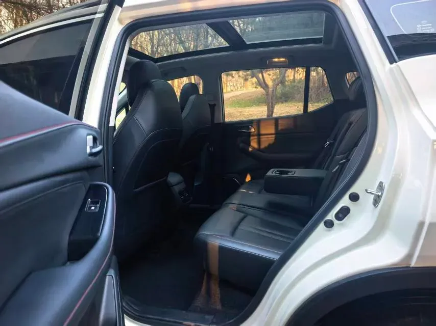 2021 GAC Trumpchi GS4 1.5T 169HP L4 6AT,autocango,china used car exporter,china ev exporter,chinese used car exporter,chinese used ev exporter