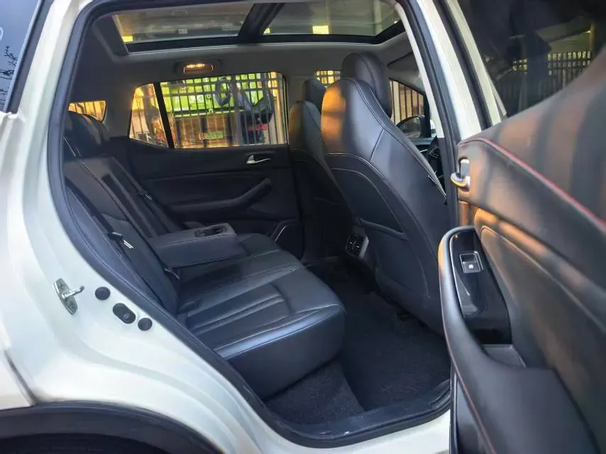 2021 GAC Trumpchi GS4 1.5T 169HP L4 6AT,autocango,china used car exporter,china ev exporter,chinese used car exporter,chinese used ev exporter