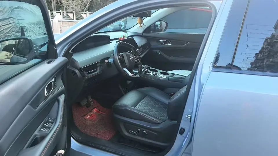 2021 ChangAn UNI-K 2.0T 233HP L4 8AT,autocango,china used car exporter,china ev exporter,chinese used car exporter,chinese used ev exporter