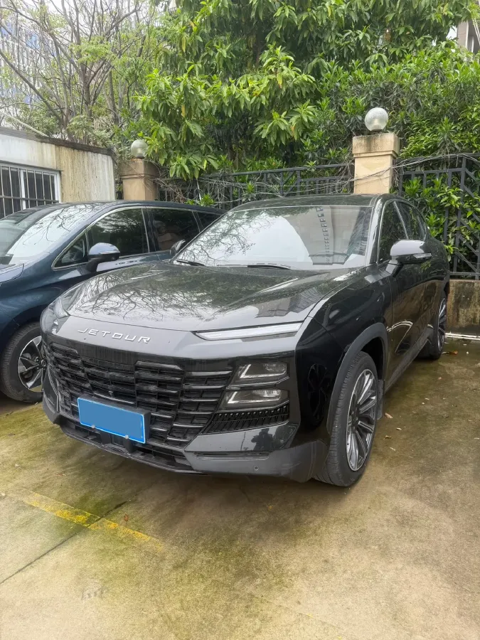 2022 Jetour DASHING 1.6T 197HP L4 7DCT,autocango,china used car exporter,china ev exporter,chinese used car exporter,chinese used ev exporter