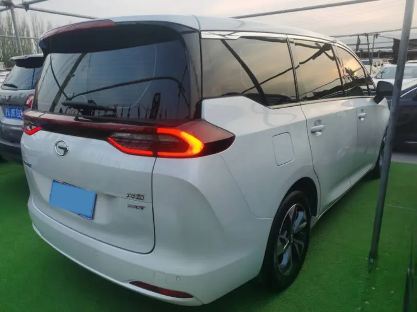 2021 GAC Trumpchi M6 1.5T 169HP L4 7DCT,autocango,china used car exporter,china ev exporter,chinese used car exporter,chinese used ev exporter