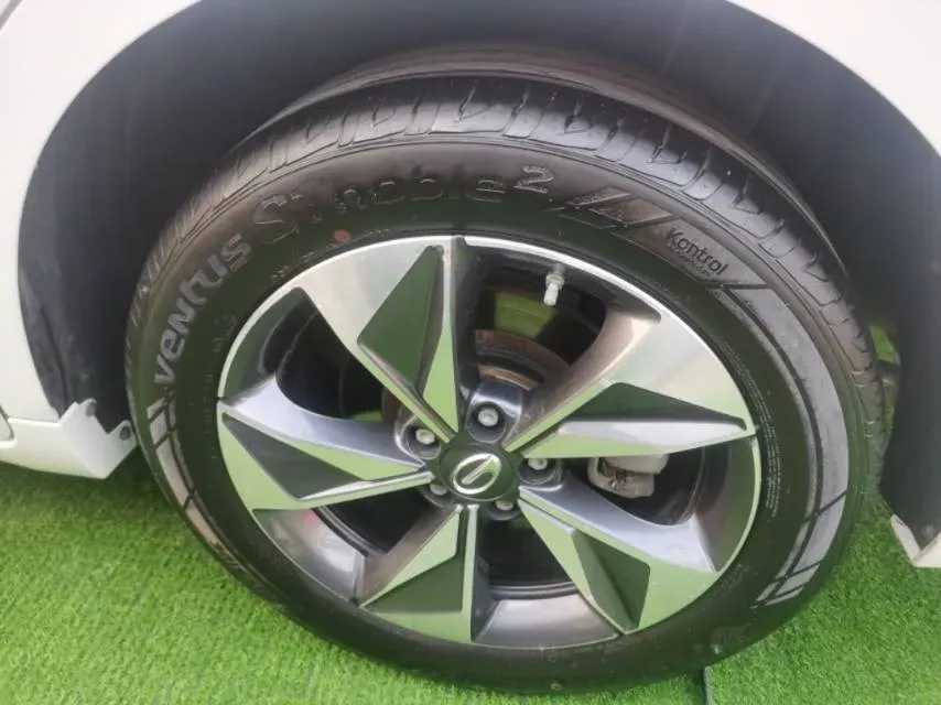 2021 GAC Trumpchi M6 1.5T 169HP L4 7DCT,autocango,china used car exporter,china ev exporter,chinese used car exporter,chinese used ev exporter