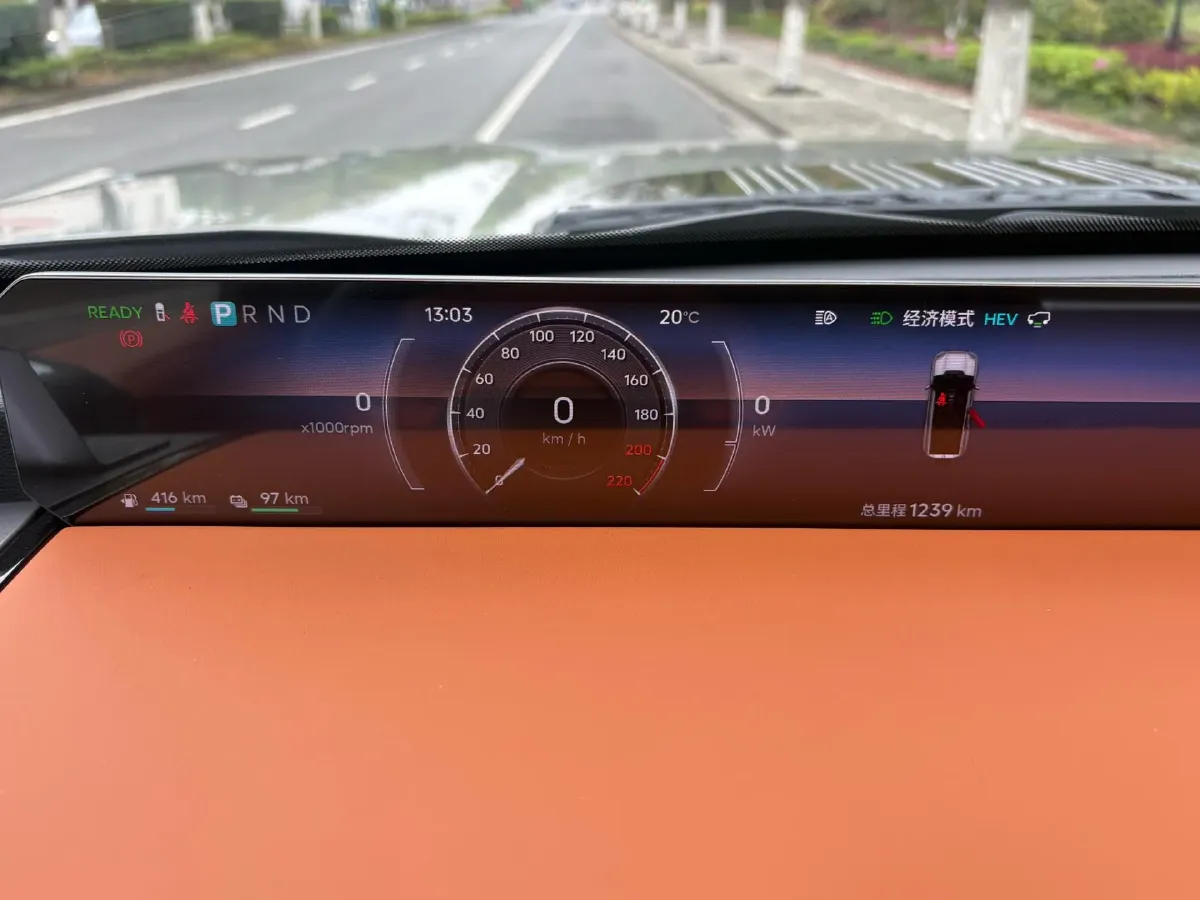 2025 Jetour Zongheng G700 2.0T 211HP L4 2DHT PHEV,autocango,china used car exporter,china ev exporter,chinese used car exporter,chinese used ev exporter