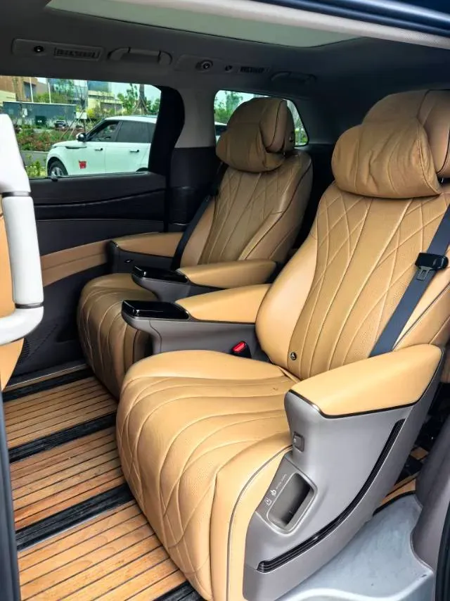 2022 HongQi HS7 3.0T 337HP V6 8AT,autocango,china used car exporter,china ev exporter,chinese used car exporter,chinese used ev exporter