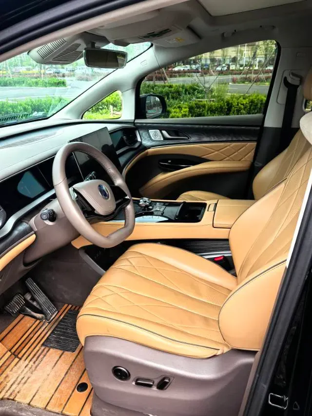 2022 HongQi HS7 3.0T 337HP V6 8AT,autocango,china used car exporter,china ev exporter,chinese used car exporter,chinese used ev exporter