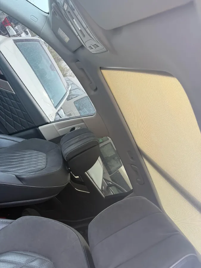 2022 HongQi HS5 2.0T 224HP L4 6AT,autocango,china used car exporter,china ev exporter,chinese used car exporter,chinese used ev exporter