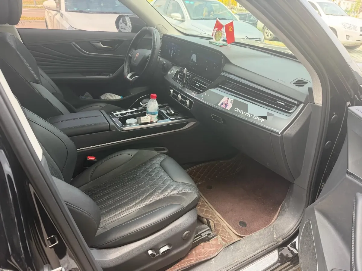 2023 HongQi HS5 2.0T 252HP L4 8AT,autocango,china used car exporter,china ev exporter,chinese used car exporter,chinese used ev exporter