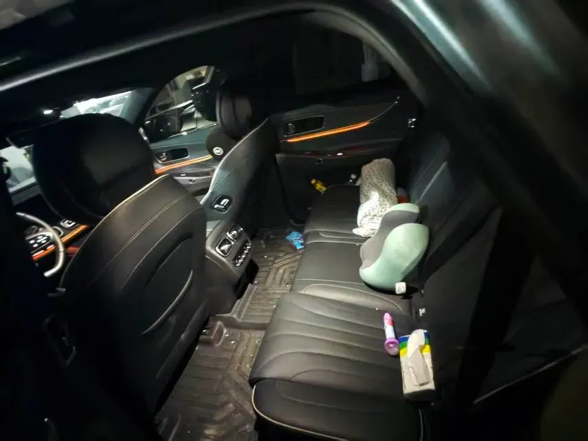 2023 Chery Tiggo 9 2.0T 261HP L4 8AT,autocango,china used car exporter,china ev exporter,chinese used car exporter,chinese used ev exporter