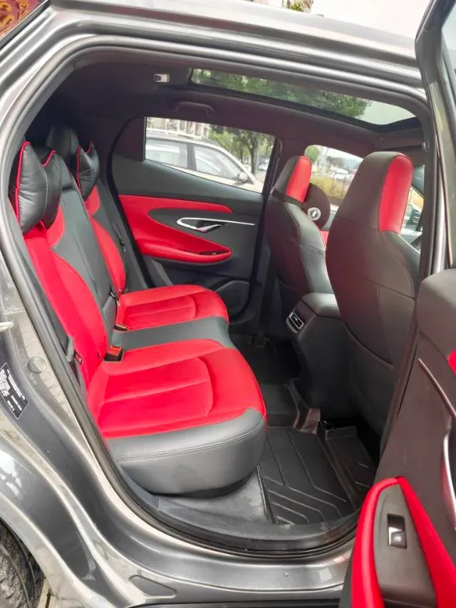 2021 ChangAn UNI-T 1.5T 180HP L4 7DCT,autocango,china used car exporter,china ev exporter,chinese used car exporter,chinese used ev exporter