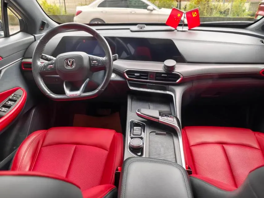 2021 ChangAn UNI-T 1.5T 180HP L4 7DCT,autocango,china used car exporter,china ev exporter,chinese used car exporter,chinese used ev exporter