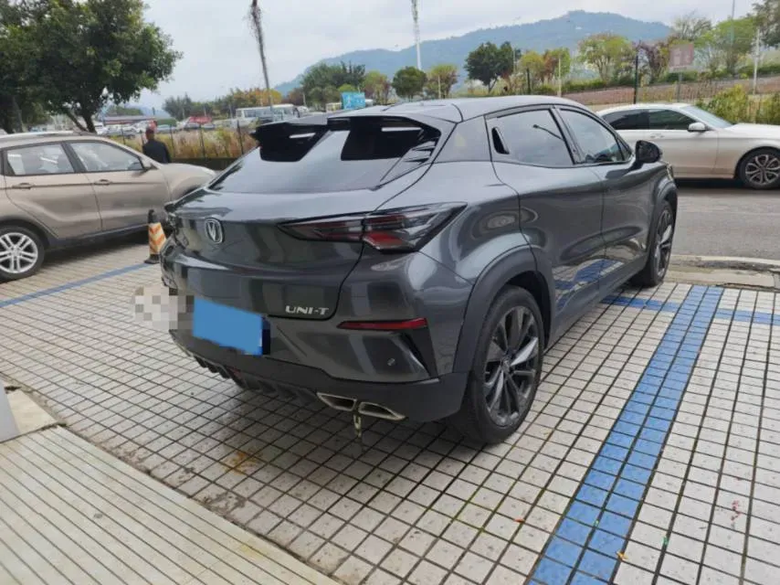 2021 ChangAn UNI-T 1.5T 180HP L4 7DCT,autocango,china used car exporter,china ev exporter,chinese used car exporter,chinese used ev exporter