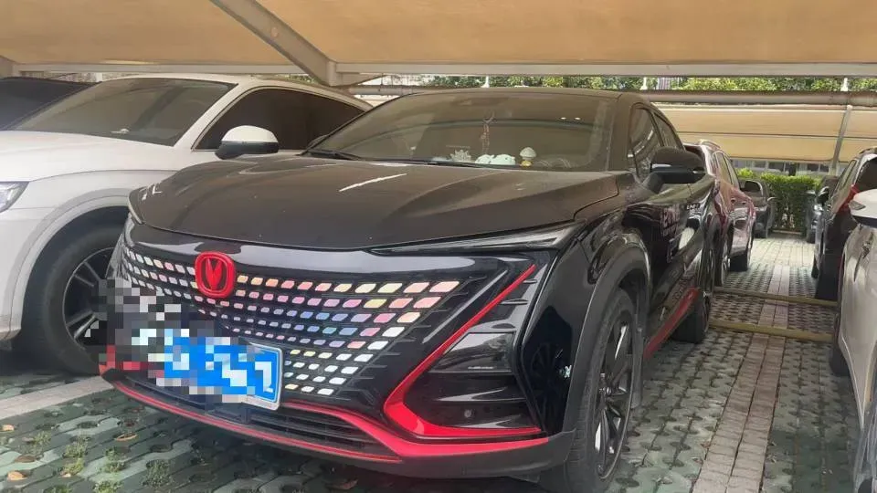 2021 ChangAn UNI-T 1.5T 180HP L4 7DCT,autocango,china used car exporter,china ev exporter,chinese used car exporter,chinese used ev exporter