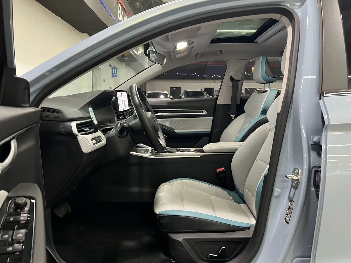 2023 Geely Emgrand 1.5L 127HP L4 CVT,autocango,china used car exporter,china ev exporter,chinese used car exporter,chinese used ev exporter