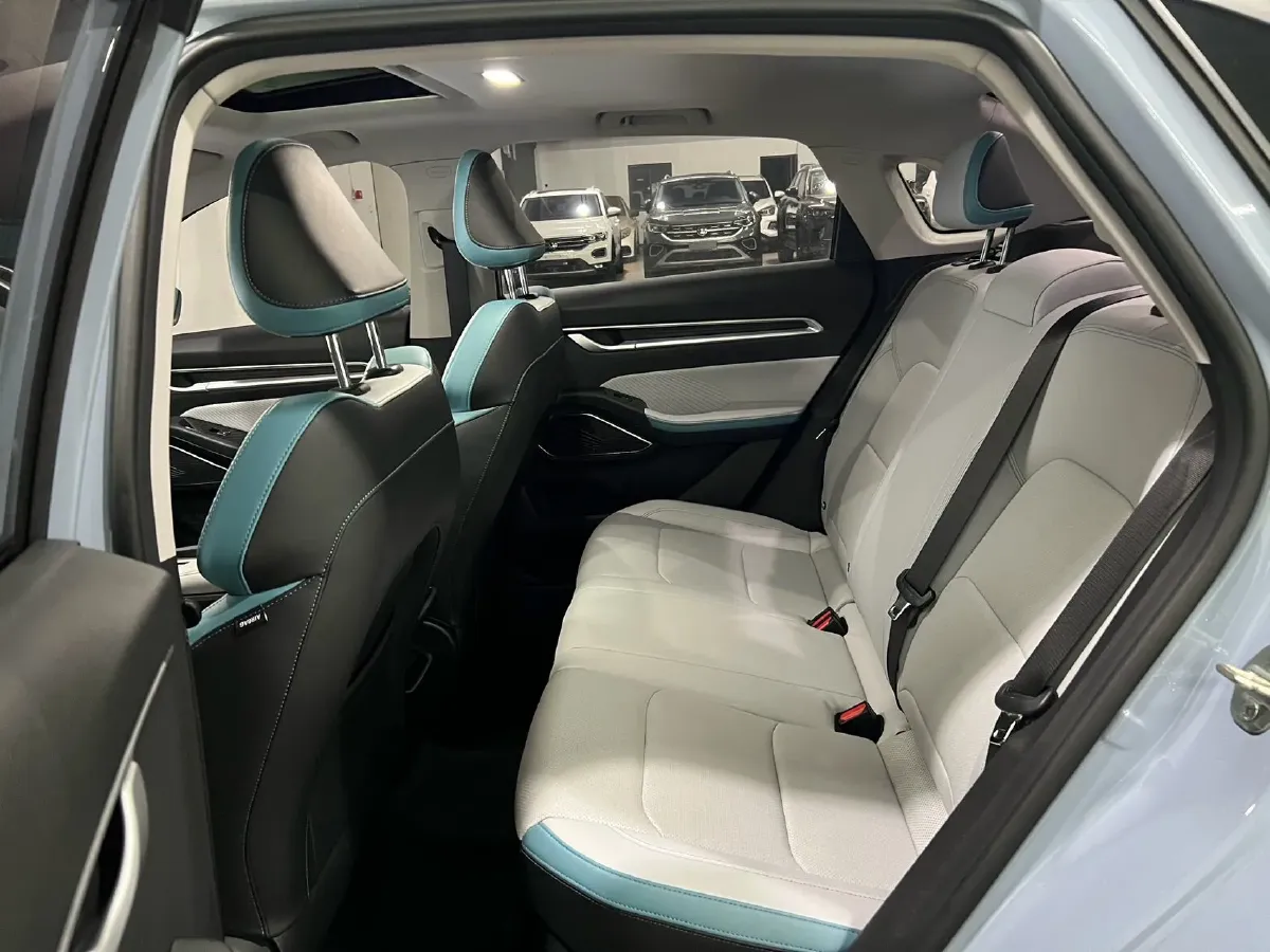 2023 Geely Emgrand 1.5L 127HP L4 CVT,autocango,china used car exporter,china ev exporter,chinese used car exporter,chinese used ev exporter