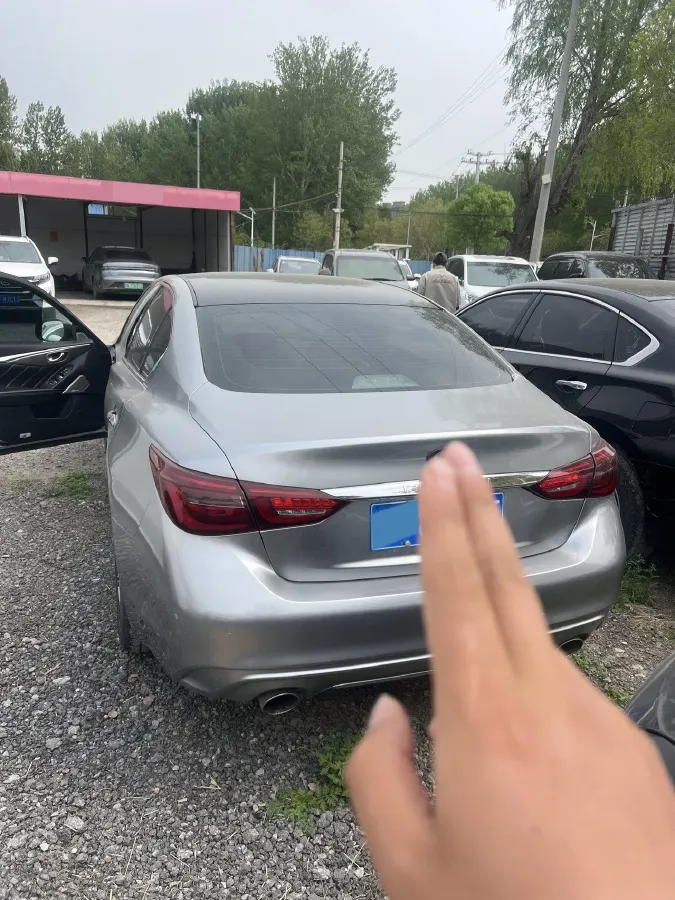 2018 Jeep Grand Commander 2.0T 265HP L4 9AT,autocango,china used car exporter,china ev exporter,chinese used car exporter,chinese used ev exporter