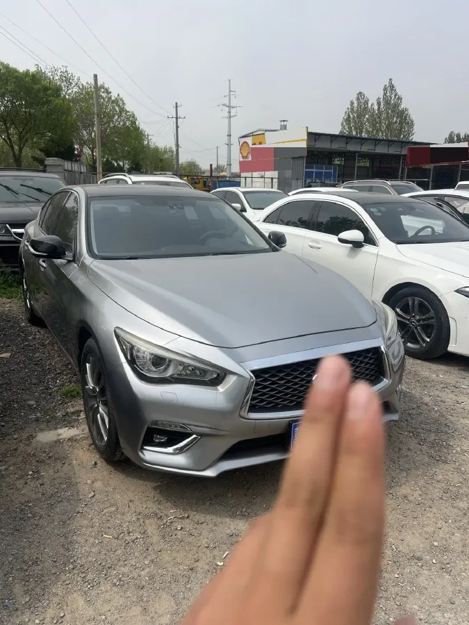 2018 Jeep Grand Commander 2.0T 265HP L4 9AT,autocango,china used car exporter,china ev exporter,chinese used car exporter,chinese used ev exporter