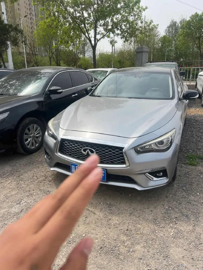 2018 Jeep Grand Commander 2.0T 265HP L4 9AT,autocango,china used car exporter,china ev exporter,chinese used car exporter,chinese used ev exporter