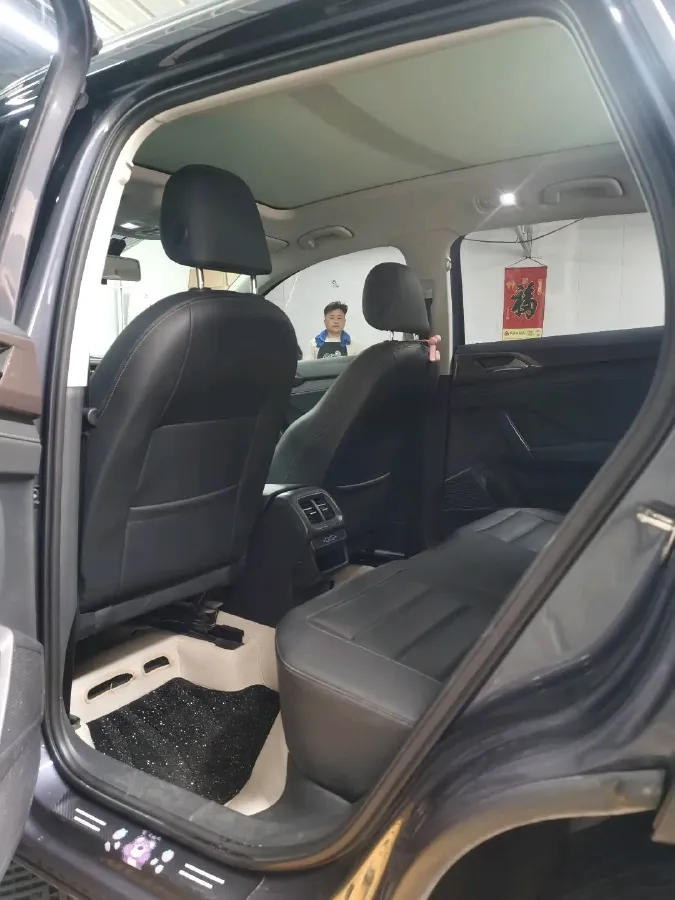 2019 MINI MINI 1.5T 102HP L3 7DCT,autocango,china used car exporter,china ev exporter,chinese used car exporter,chinese used ev exporter