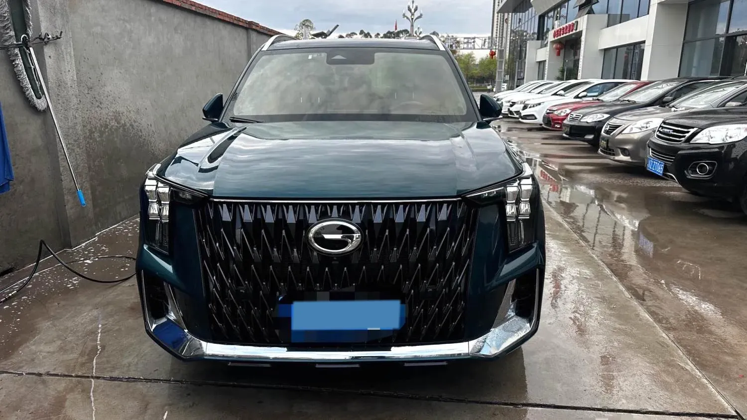 2022 GAC Trumpchi GS8 2.0T 190HP L4 E-CVT Hybrid,autocango,china used car exporter,china ev exporter,chinese used car exporter,chinese used ev exporter
