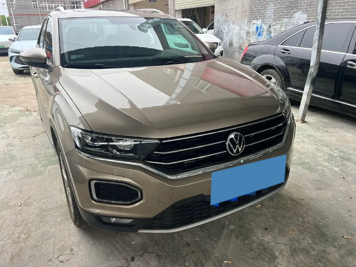 2022 Volkswagen T-Roc 1.4T 150HP L4 7DCT,autocango,china used car exporter,china ev exporter,chinese used car exporter,chinese used ev exporter