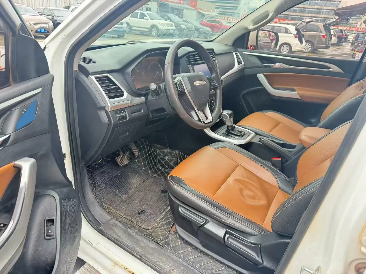 2021 MAXUS T70 2.0T 163HP L4 6AT,autocango,china used car exporter,china ev exporter,chinese used car exporter,chinese used ev exporter