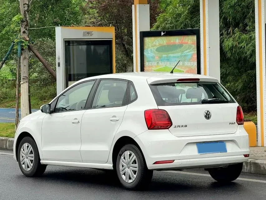 2016 Volkswagen Polo 1.4L 90HP L4 6AT,autocango,china used car exporter,china ev exporter,chinese used car exporter,chinese used ev exporter