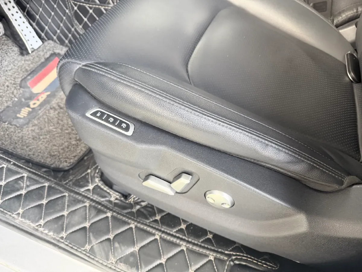 2020 Weltmeister EX6 BEV 69KWH,autocango,china used car exporter,china ev exporter,chinese used car exporter,chinese used ev exporter