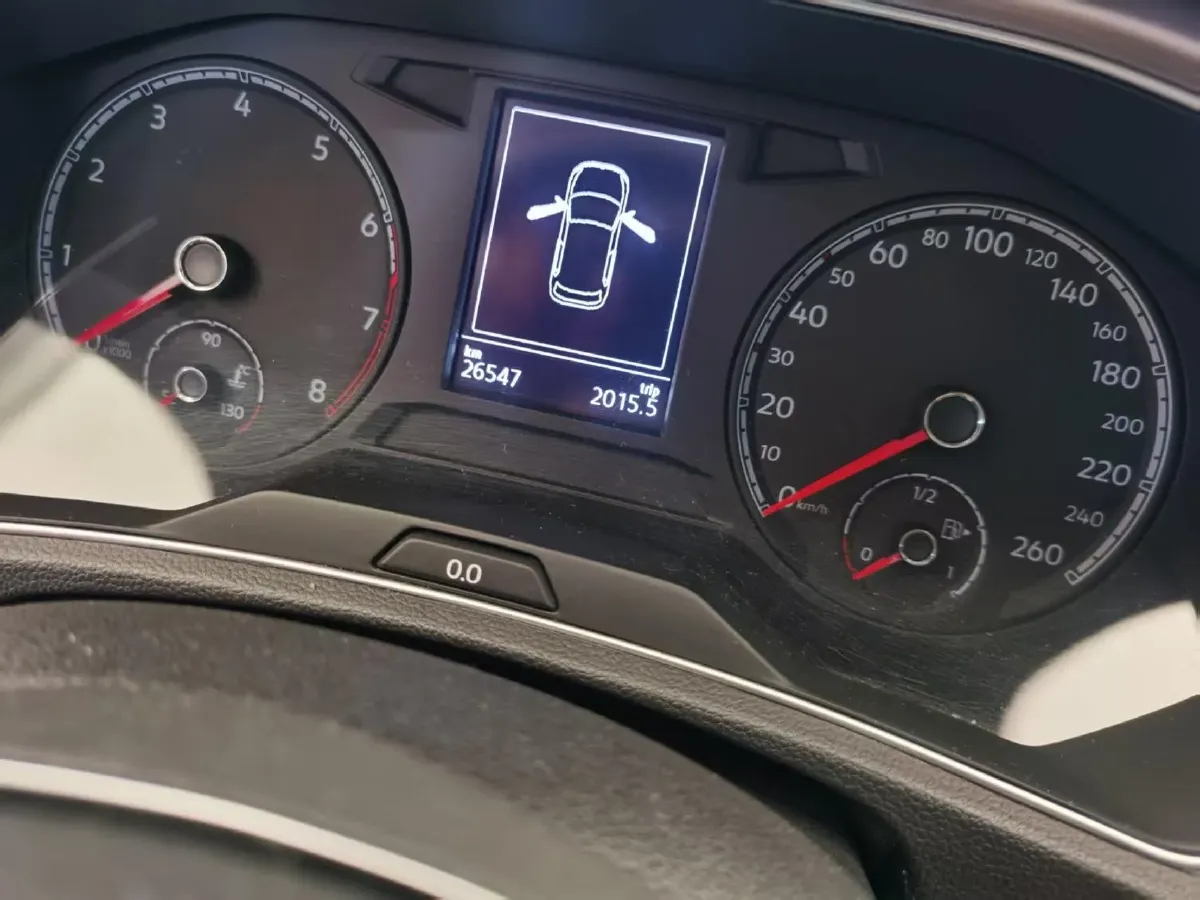 2021 Volkswagen T-Roc 1.4T 150HP L4 7DCT,autocango,china used car exporter,china ev exporter,chinese used car exporter,chinese used ev exporter