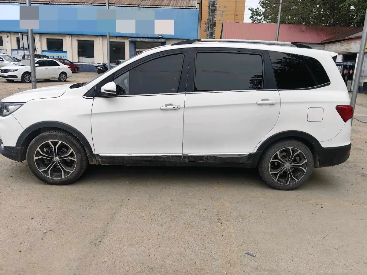 2018 Karry K60 1.5L 109HP L4 5MT,autocango,china used car exporter,china ev exporter,chinese used car exporter,chinese used ev exporter
