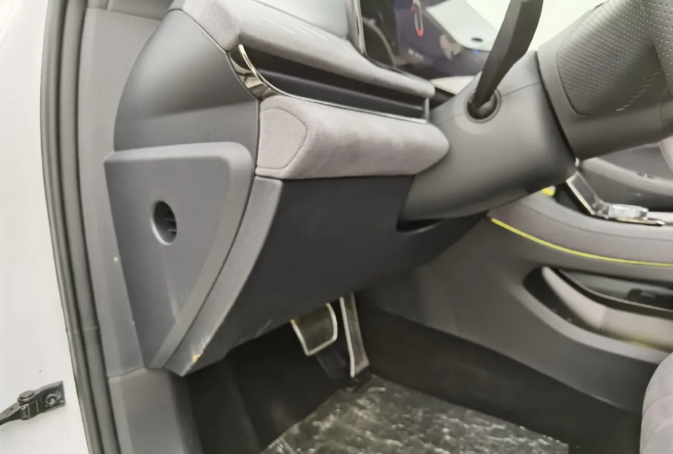 2023 Voyah ZhuiGuang BEV 82.11KWH,autocango,china used car exporter,china ev exporter,chinese used car exporter,chinese used ev exporter