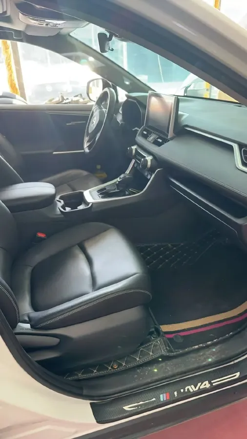 2022 Toyota RAV4 2.0L 171HP L4 CVT,autocango,china used car exporter,china ev exporter,chinese used car exporter,chinese used ev exporter